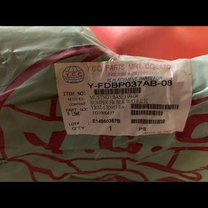 1999-2004 Mustang Base Model (V6) Bumper Cover